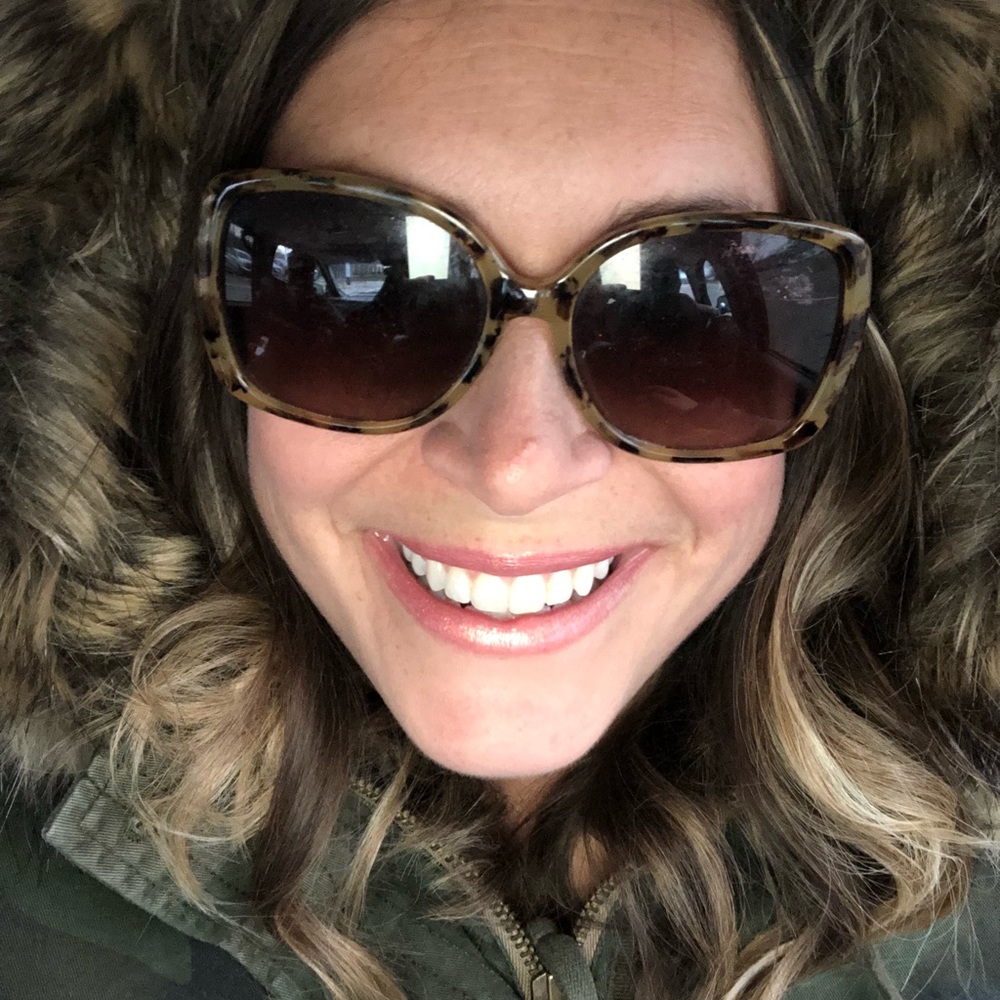 Meet your Posher, Alison